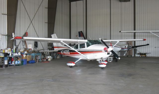 Cessna Skylane (N7469Q) - www.freewebs.com/kregaxn