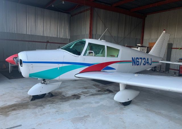 Piper Cherokee (N6734J)