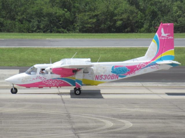 ROMAERO Islander (N530BN)