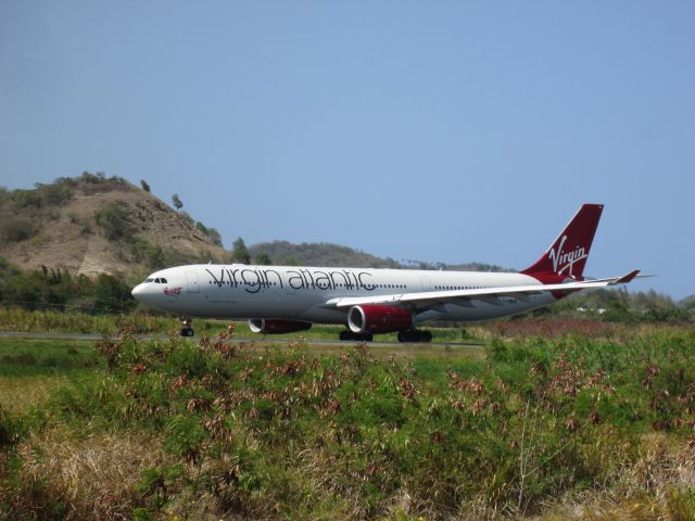 Airbus A330-300 (G-VWAG)