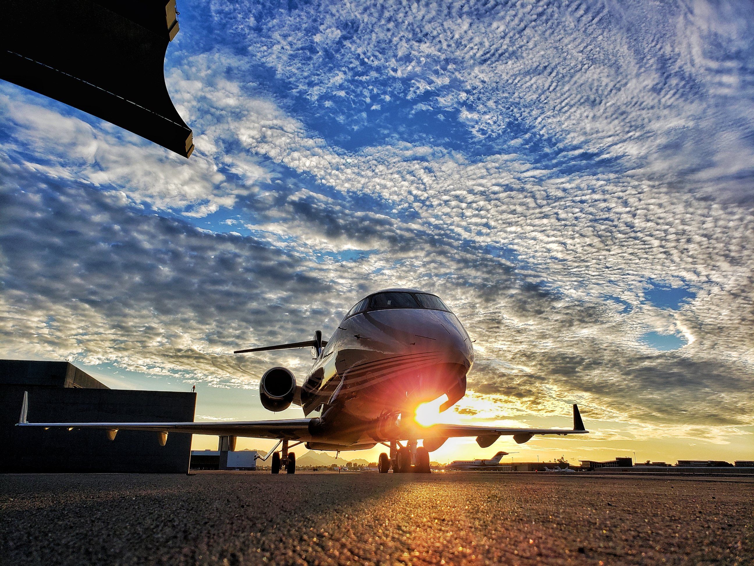 Bombardier Challenger 300 (N575FD)