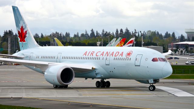 Boeing 787-8 (C-GHPQ) - ACA's first B787, BOE610 taxis onto Rwy 16R for its maiden flight 4/22/14. (LN:160 / cn 35257).