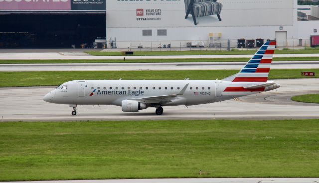 Embraer 175 (N123HQ) - RPA4671 from LGA (August 6th, 2022) 