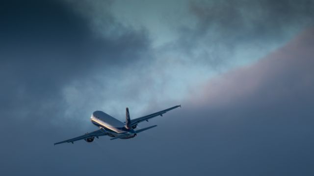 Airbus A320 (JA8947)