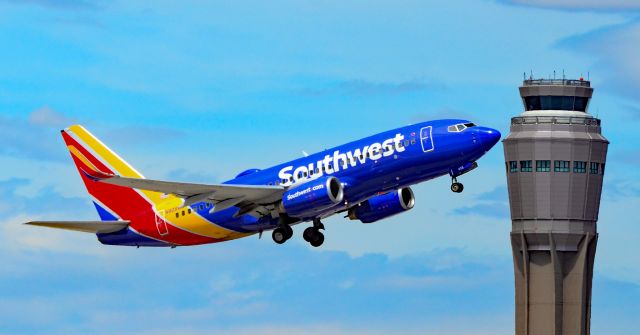 Boeing 737-700 (N908WN) - N908WN Southwest Airlines Boeing 737-7H4 s/n 36620 - Las Vegas - McCarran International (LAS / KLAS)br /USA - Nevada,  April 5, 2019br /Photo: TDelCoro