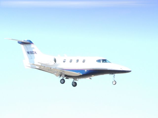 Beechcraft Premier 1 (N16DK) - On final for this compact twin engine jet in the Spring of 2009.