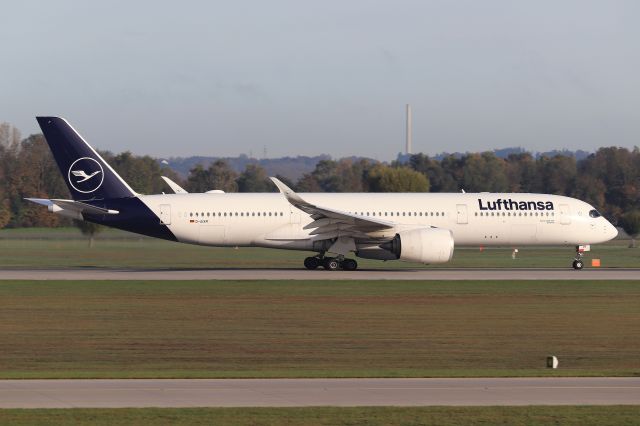 Airbus A350-900 (D-AIXM)