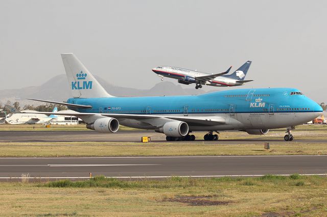 Boeing 747-400 (PH-BFU)