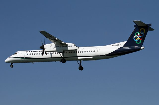 de Havilland Dash 8-400 (SX-OBG)