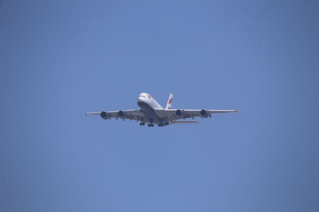 Airbus A380-800 (G-XLEA)