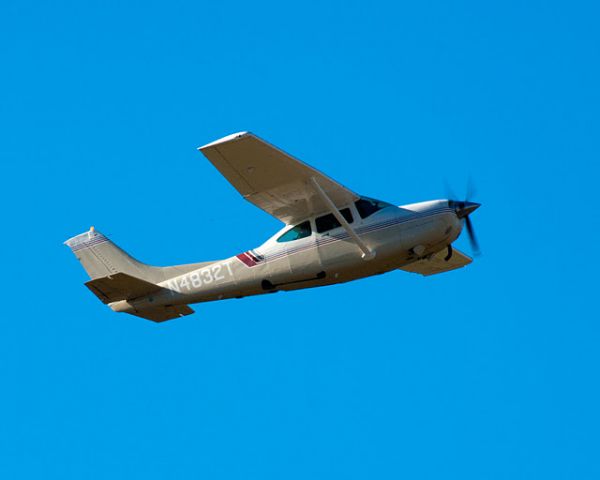 Cessna Skylane RG (N4832T) - Cub scouts flying event