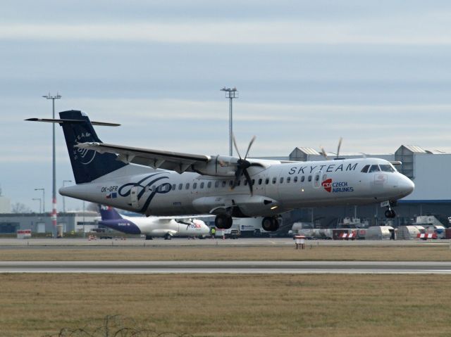 ATR ATR-72 (OK-GFR)