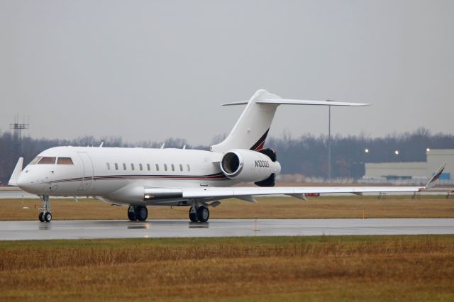 Bombardier Global 5000 (N100QS) - N100QS seen at KTOL on 20 Dec 2018.