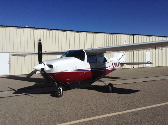 Cessna Centurion (N210JW)