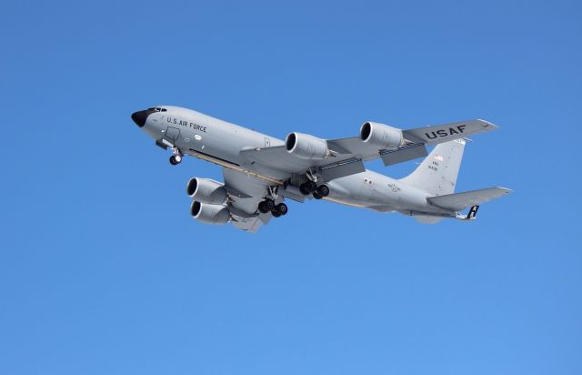 59-1498 — - A KC 135 of the Maine Air National Guard executes a missed approach pass over Bangor International Airport