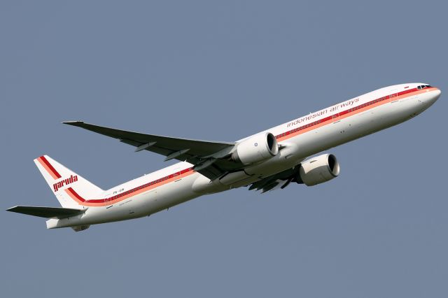 BOEING 777-300 (PK-GIK)