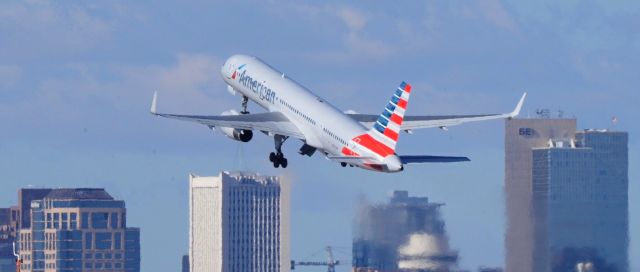 Boeing 757-200 (N207UW) - phoenix sky harbor airport 28DEC19