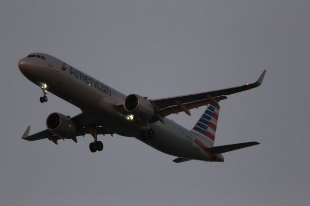 Airbus A321neo (N439AN)