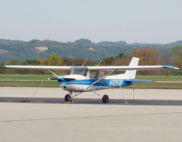 Cessna 152 (N10518)