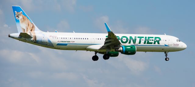 Airbus A321 (N702FR) - 08/23/2016 Frontier - Courtney the Cougar - A321 N702FR KDFW