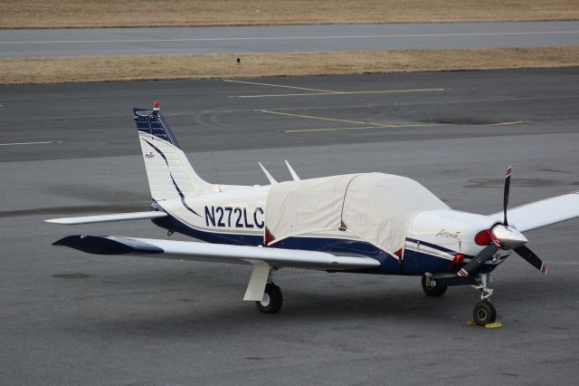 Piper Cherokee Arrow (N272LC)