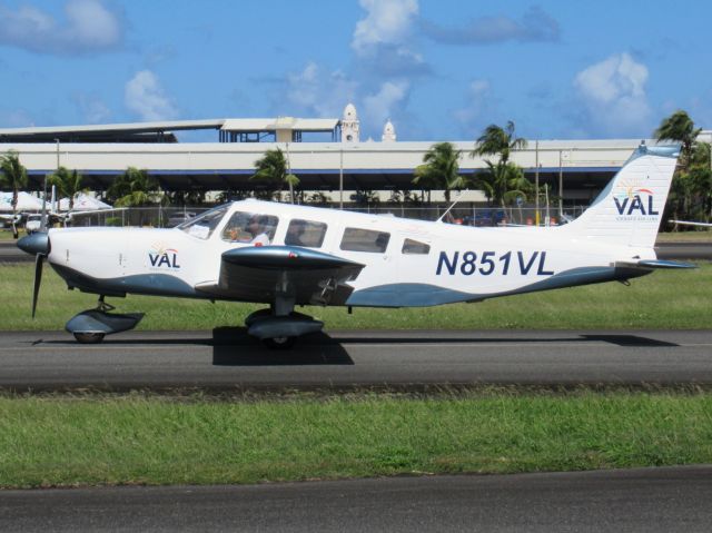 Piper Saratoga (N851VL)