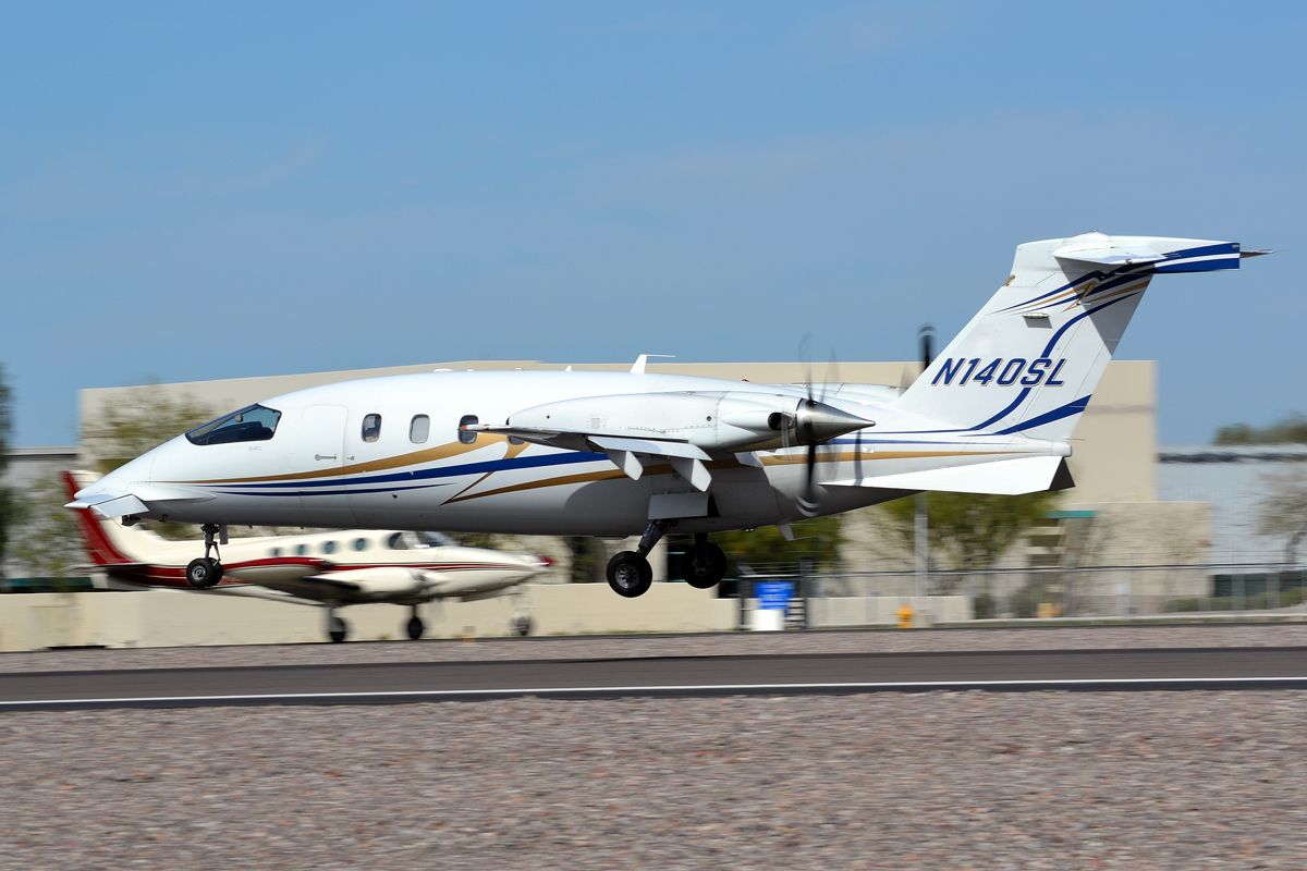 Piaggio P.180 Avanti (VNR140)