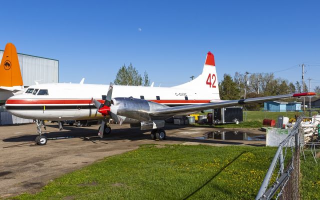 CONVAIR CV-580 (C-GYXC)