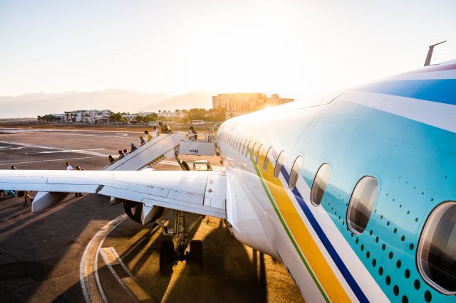 Embraer ERJ-190 (4X-EMA)