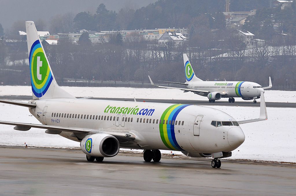 Boeing 737-800 (PH-HZV)