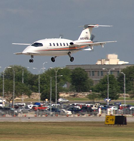 Piaggio P.180 Avanti (N829TX)