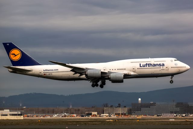 BOEING 747-8 (D-ABYG)