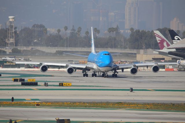 Boeing 747-400 (PH-BFY)