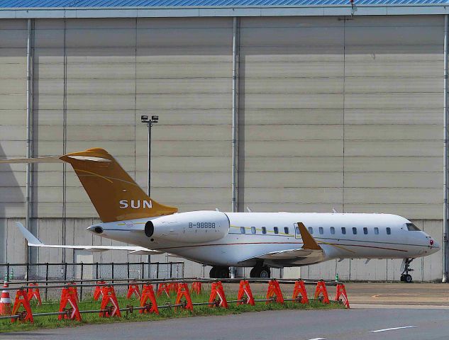 Bombardier Global 5000 (B-98888) - I took this picture on May 03, 2019.