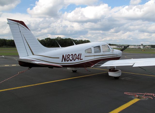 Piper Cherokee (N8304L)