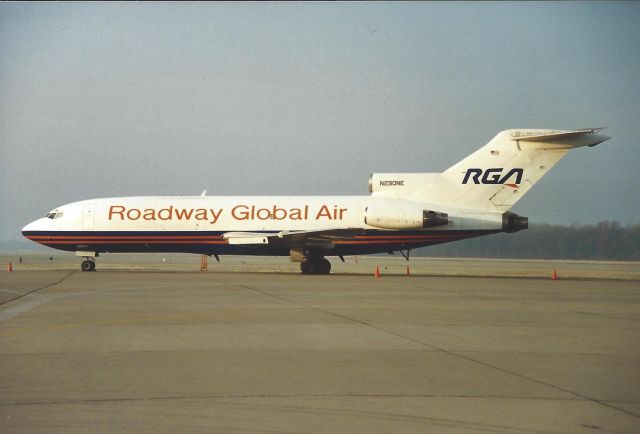 Boeing 727-100 (N280NE)