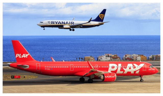 Airbus A321neo (TF-PLC)