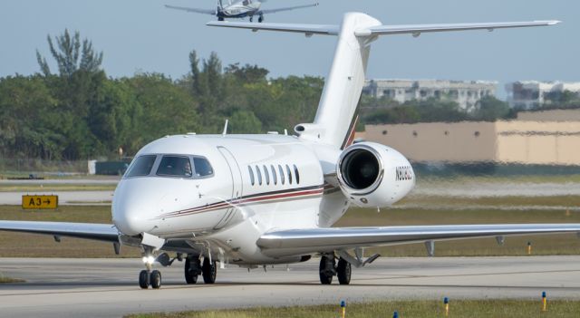 Cessna Citation Longitude (N808QS) - Taxing to runway 5