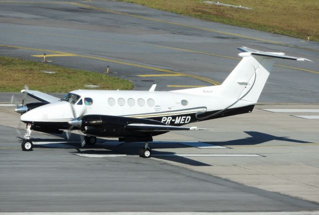 Beechcraft Super King Air 200 (PR-MED)