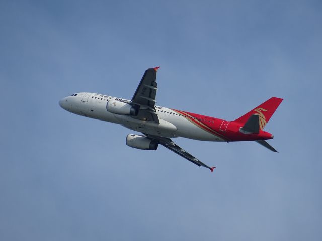 Airbus A320 (B-6781)