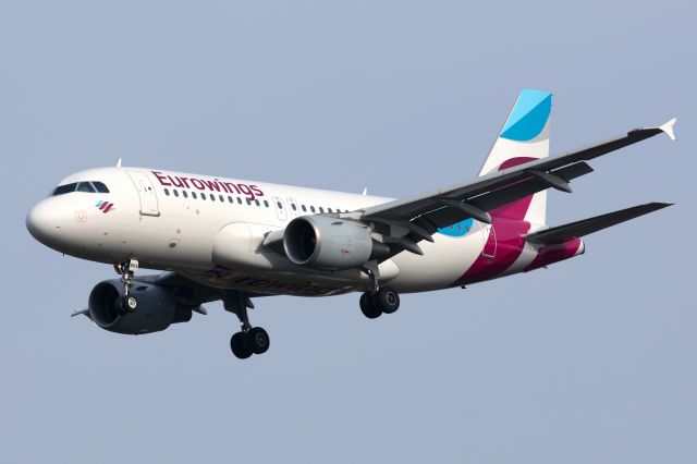 Airbus A319 (D-ABGS) - leased from Air Berlin