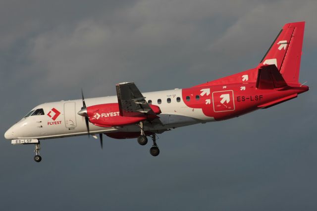 Canadair Regional Jet CRJ-900 (ES-LSF) -  Canadair Regional Jet CRJ-900 