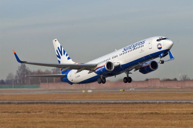 Boeing 737-800 (D-ASXE) - SunExpress Germany