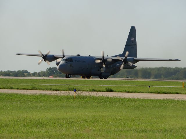 Lockheed C-130 Hercules —