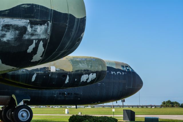 Boeing B-52 Stratofortress —