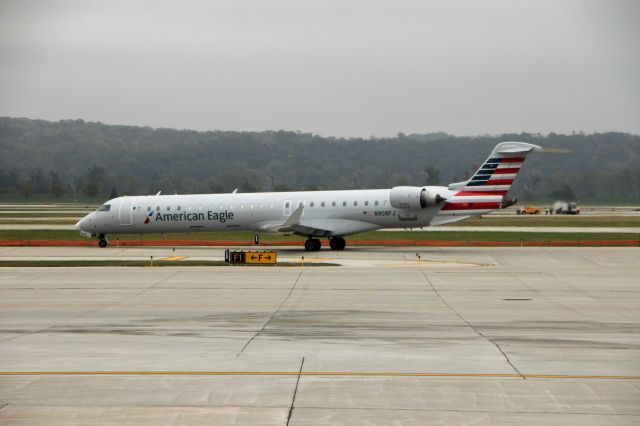 Canadair Regional Jet CRJ-900 (N908FJ) - 101416 outbound for CLT