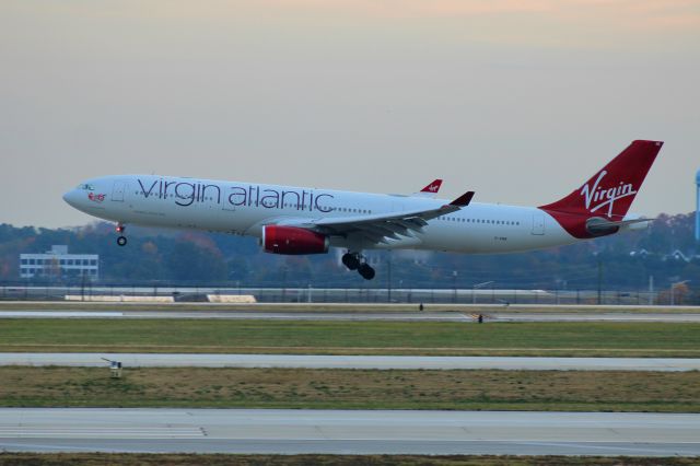 Airbus A330-300 (G-VINE)