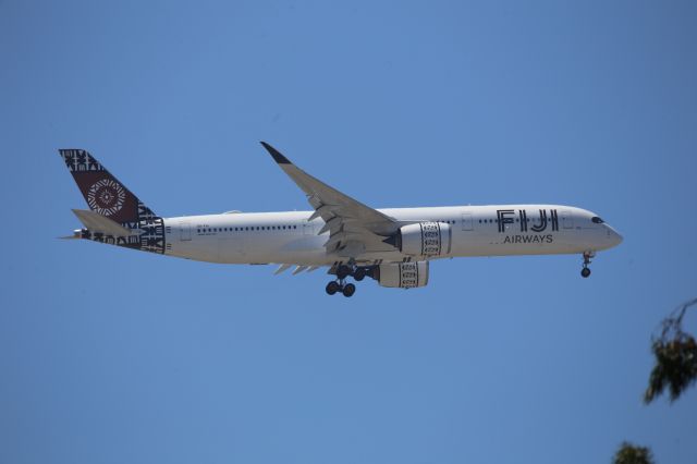 Airbus A350-900 (DQ-FAI)