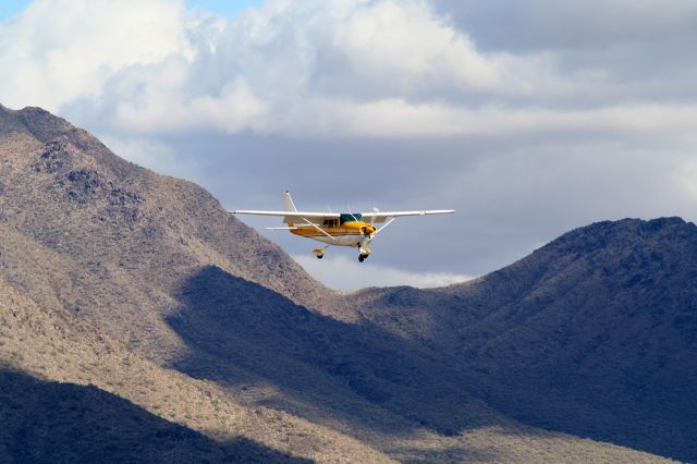 Cessna Skylane (N3568U)