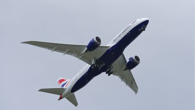 Boeing 787-8 (G-ZBJF) - BOE455 climbs from Rwy 16R to begin a flight test on 5/16/14. (LN:177 / cn 38613).